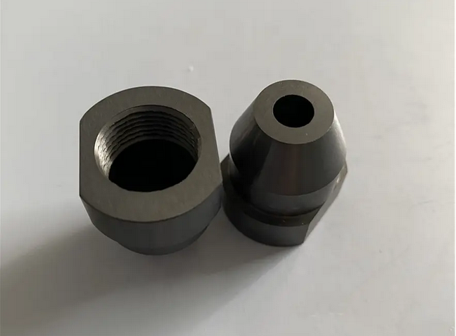 Why Use Silicon Nitride Nozzles for Blasting, Extrusion & Flow Applications